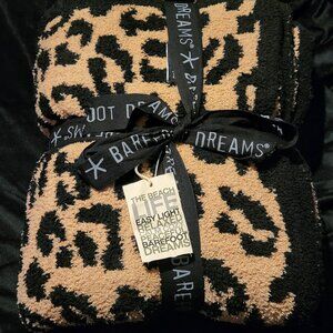 NWT Barefoot Dreams CozyChic throw blanket - leopard